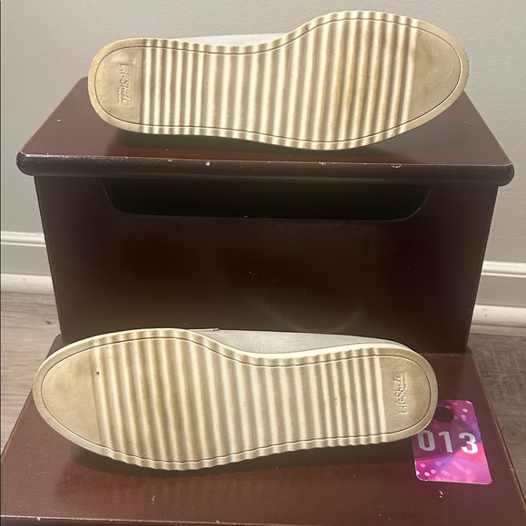 Life Stride Women's Gray Loafers - Picture 7 of 9